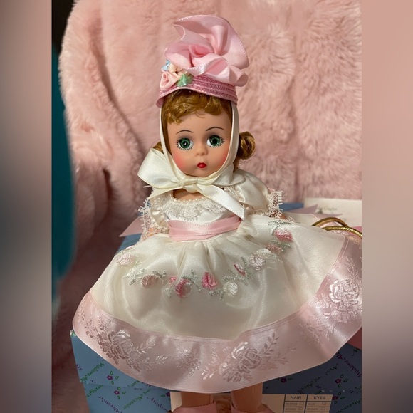 Vintage Madame Alexander Wendy Makes It Special Collectible Doll #31050 With Box - Picture 3 of 17